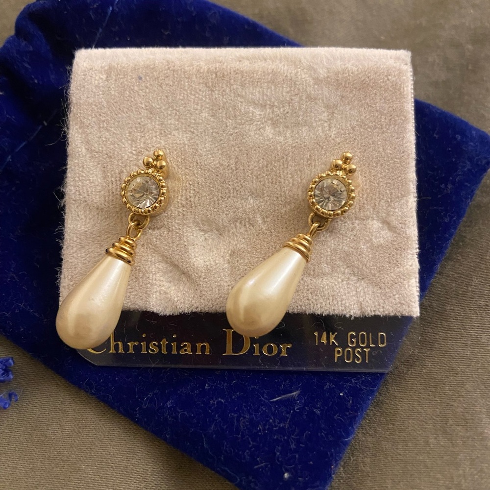 Christian Dior Pearl Drop Earrings with 14K gold posts - Picture 3 of 3